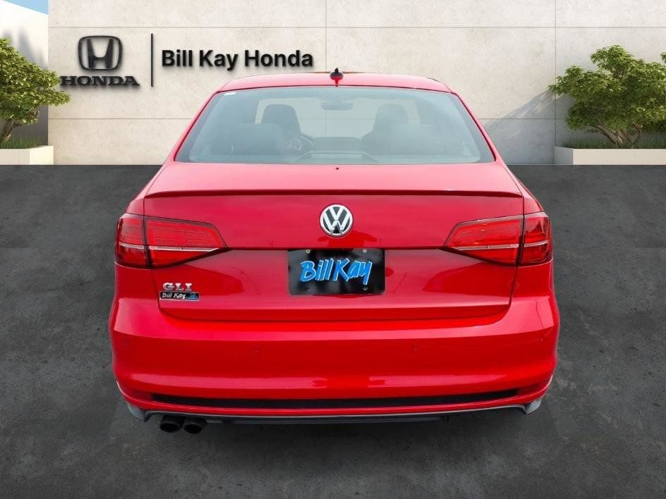 Used 2017 Volkswagen Jetta GLI FWD image 4