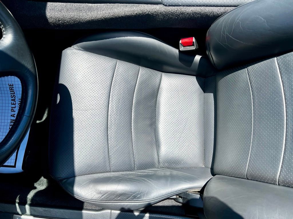 Used 2000 Honda S2000 image 24
