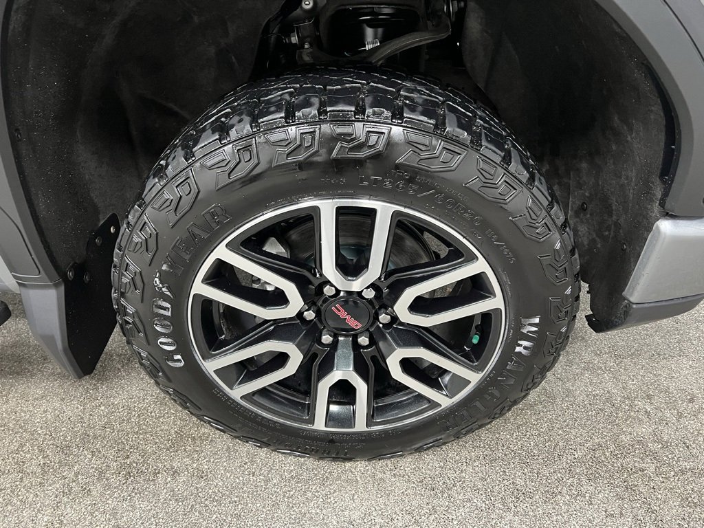 Used 2024 GMC Sierra 1500 AT4 image 21