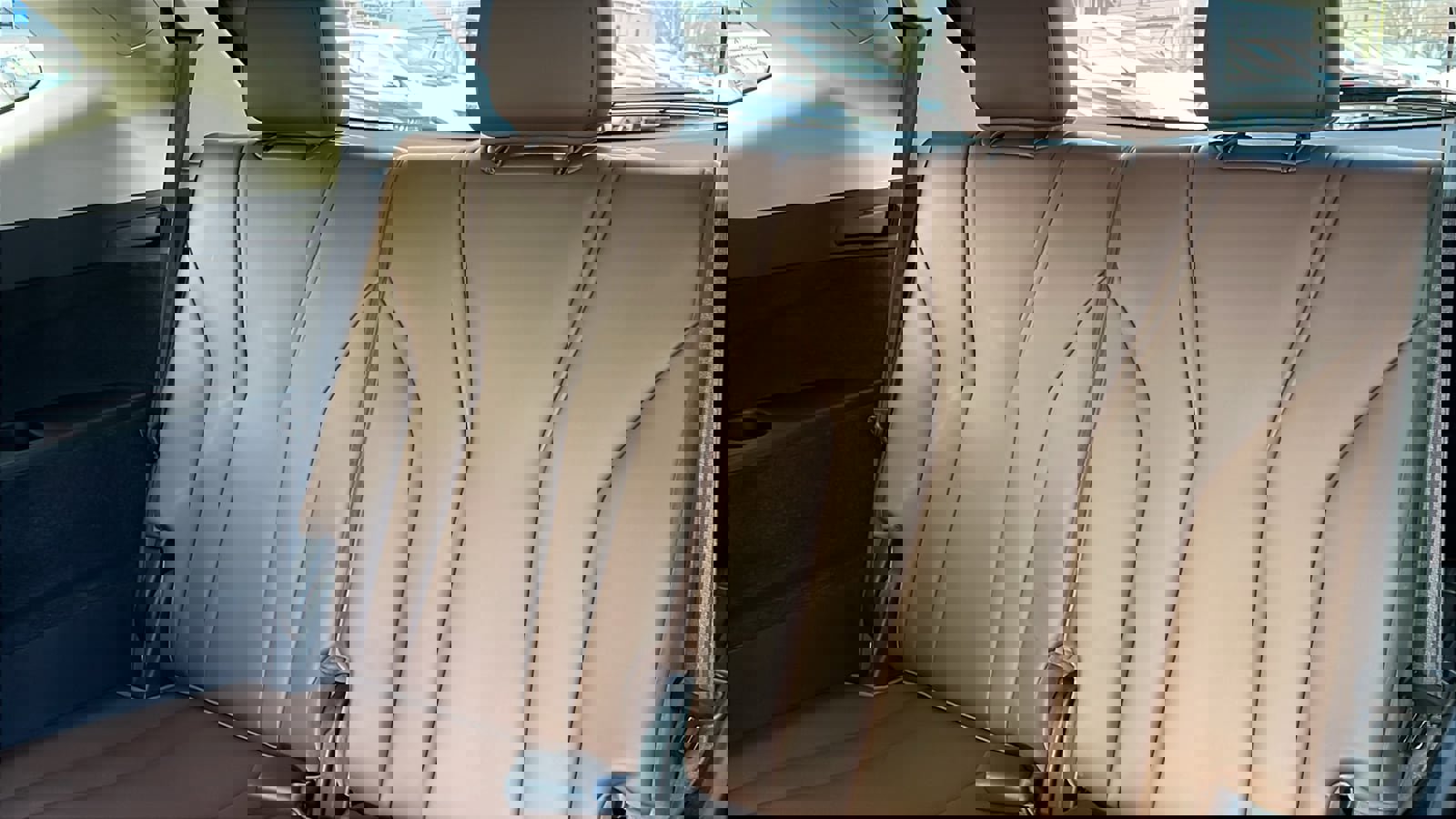 Used 2023 Acura MDX SH-AWD w/ Technology Package image 23