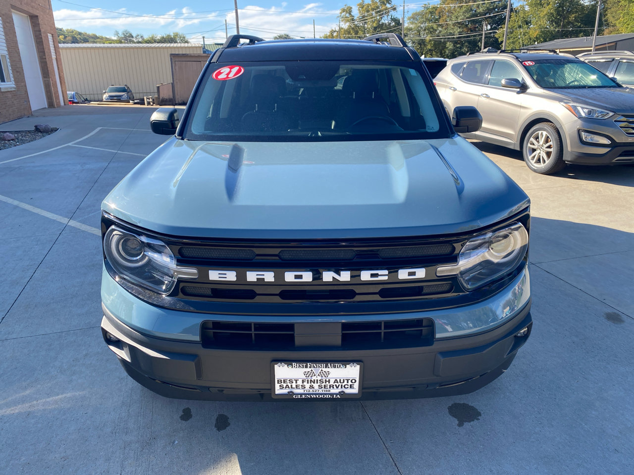 Used 2021 Ford Bronco Sport Outer Banks w/ Outer Banks Package image 3