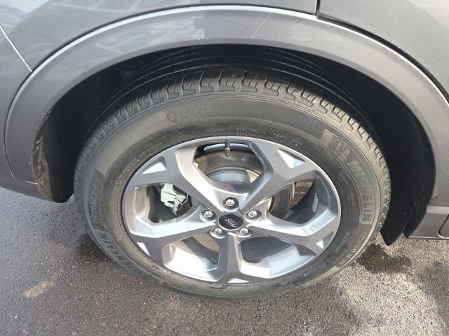 Certified 2024 Ford Escape ST-Line w/ Cold Weather Package image 7