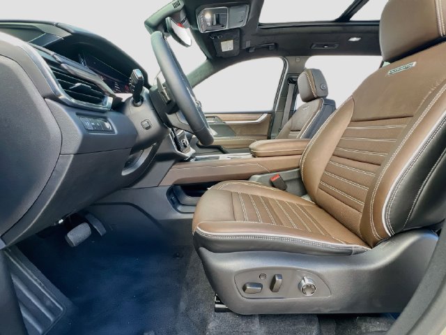 New 2027 GMC Acadia Denali Ultimate FWD image 15