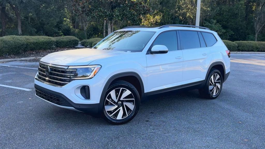 New 2026 Volkswagen Atlas SE image 4