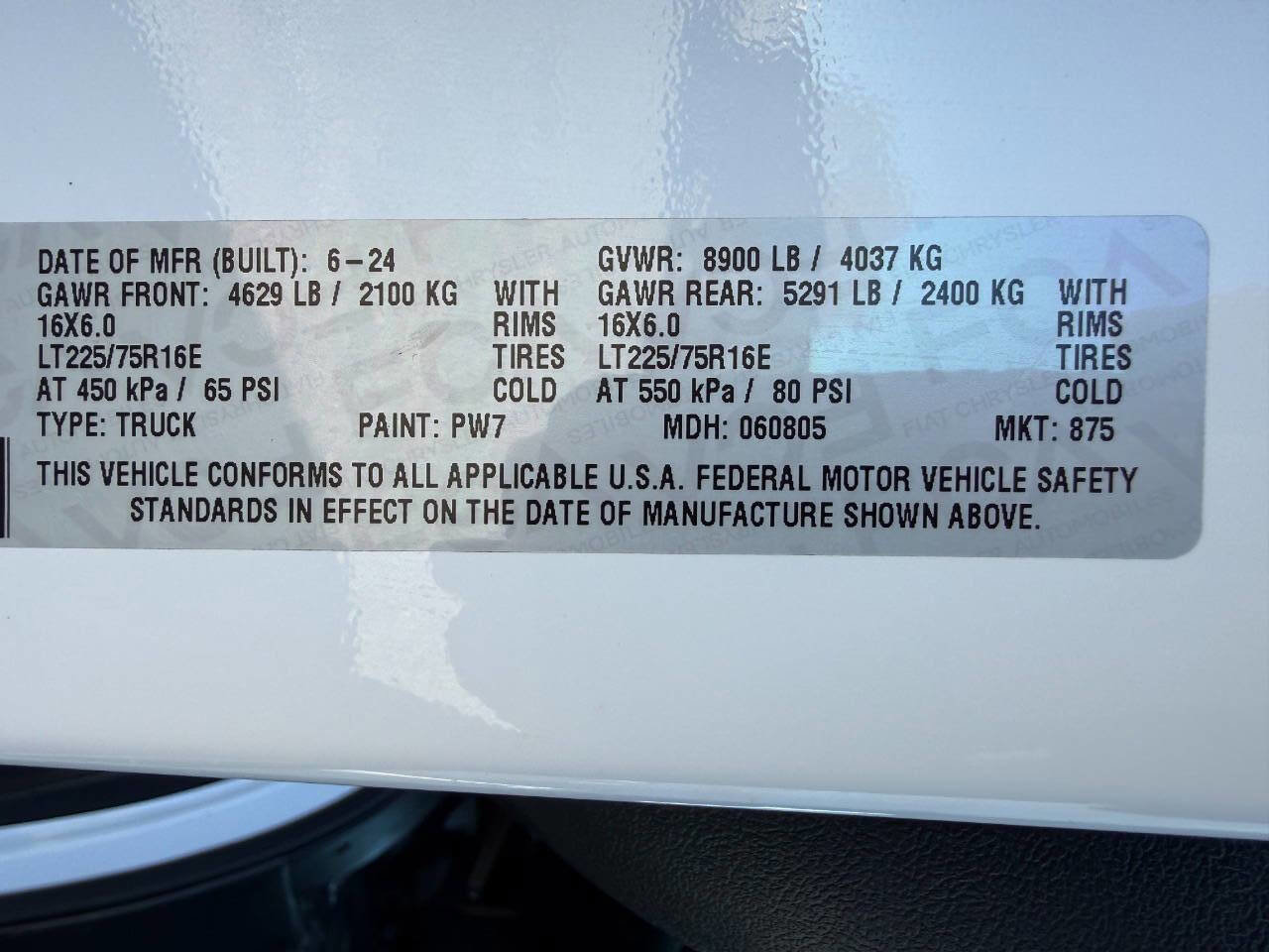 Used 2024 RAM ProMaster 2500 w/ Convenience Group image 38