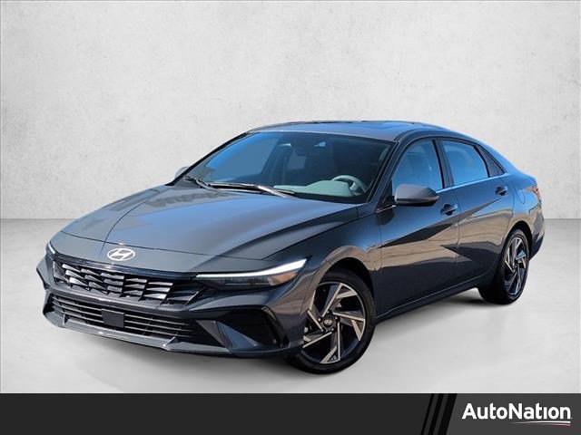 Used 2024 Hyundai Elantra SEL w/ Convenience Package image 1