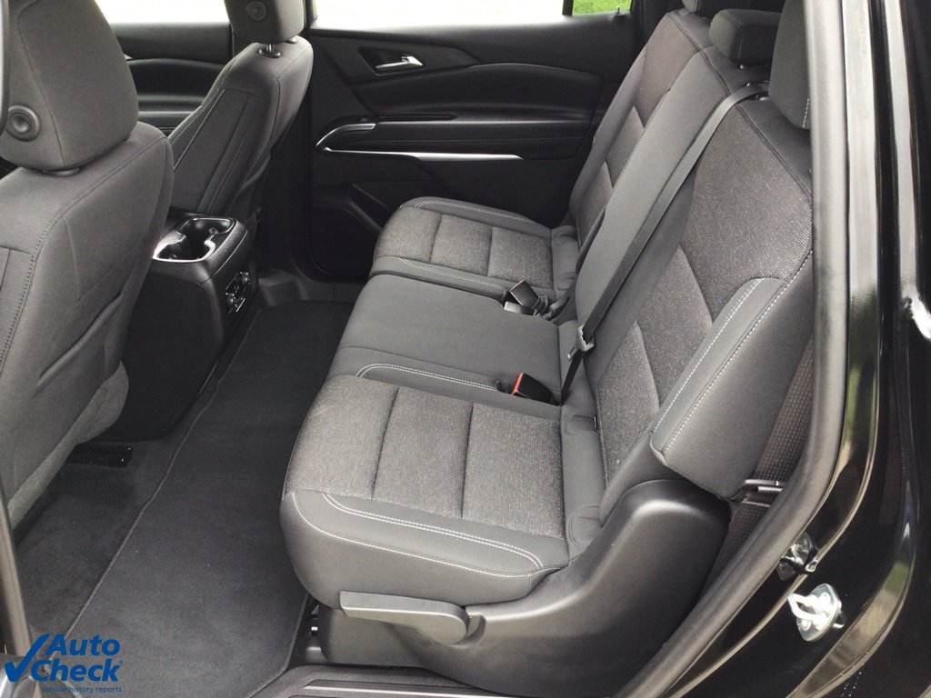 Used 2024 Chevrolet Traverse LS image 17