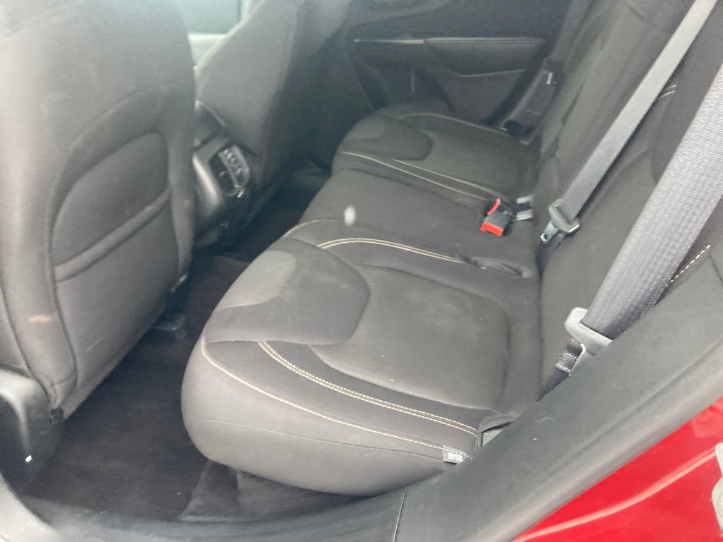 Used 2017 Jeep Cherokee Latitude image 29