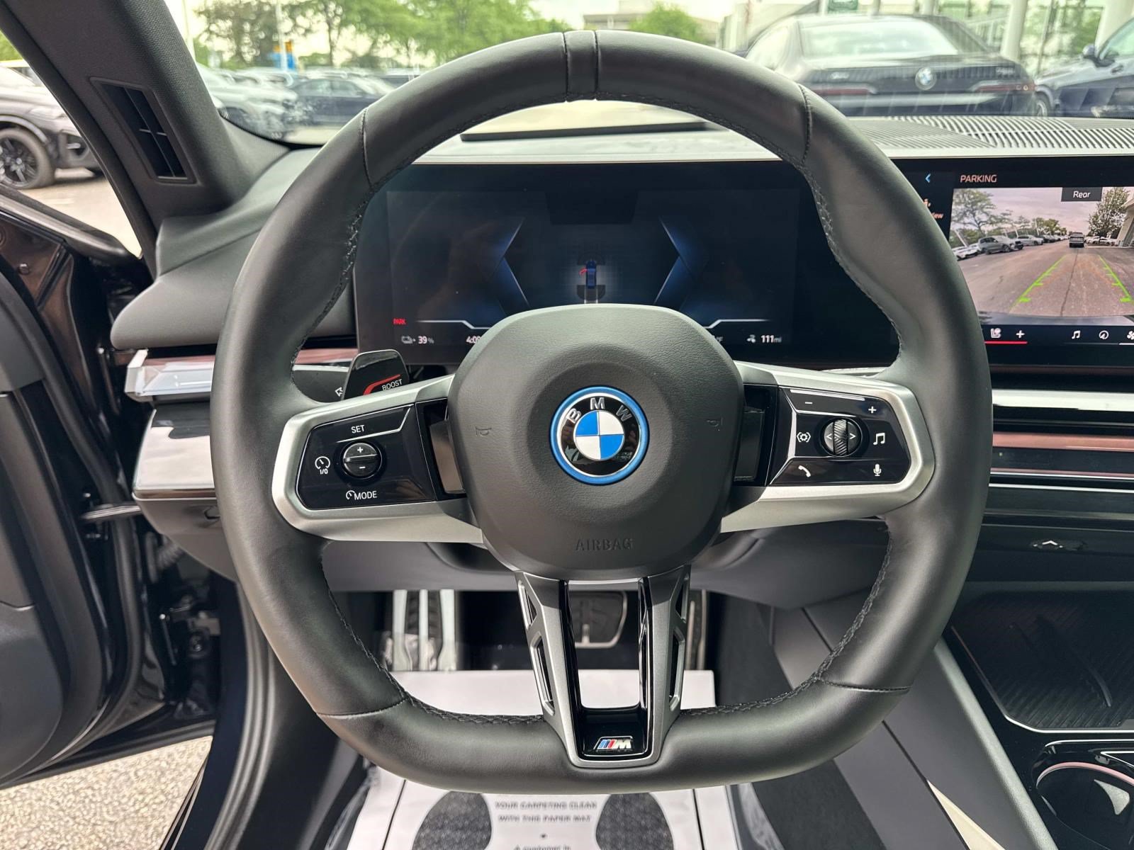 Certified 2025 BMW i5 xDrive40 w/ M Sport Package AWD/4WD image 28