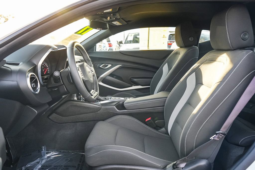Used 2017 Chevrolet Camaro SS RWD image 19