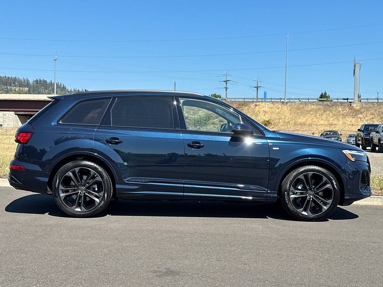New 2026 Audi Q7 3.0T Prestige AWD/4WD image 2