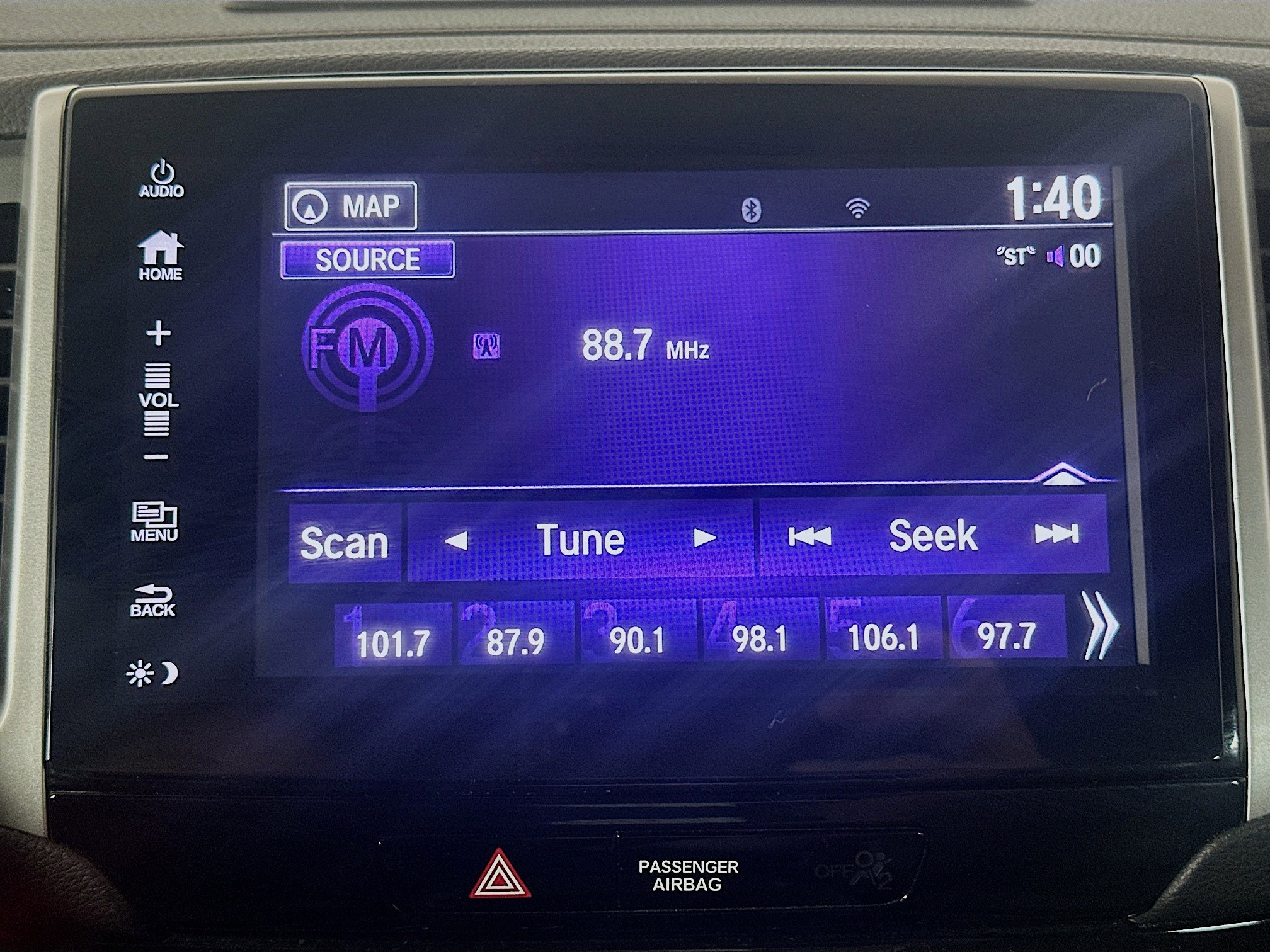 Used 2017 Honda Pilot Touring image 19