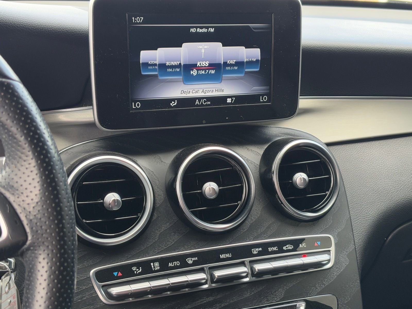 Used 2019 Mercedes-Benz GLC 300 image 22