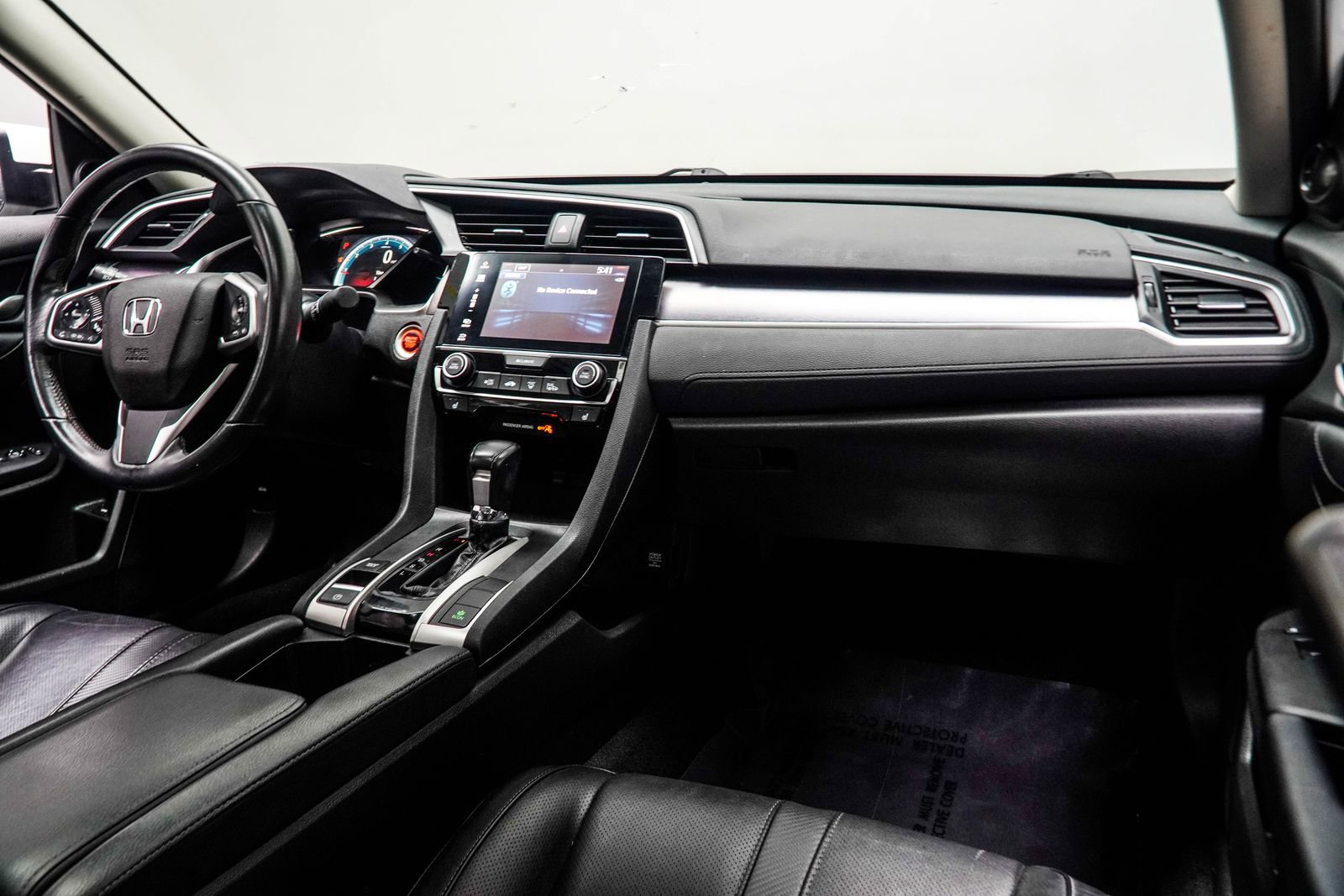 Used 2018 Honda Civic Touring image 16