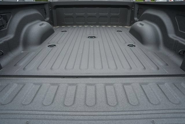 New 2026 RAM 3500 Big Horn AWD/4WD image 14