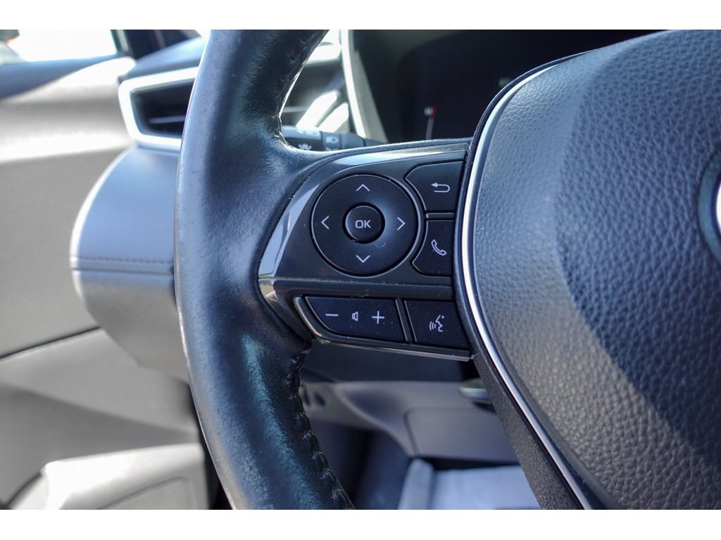 Certified 2023 Toyota Corolla Cross XLE FWD image 16
