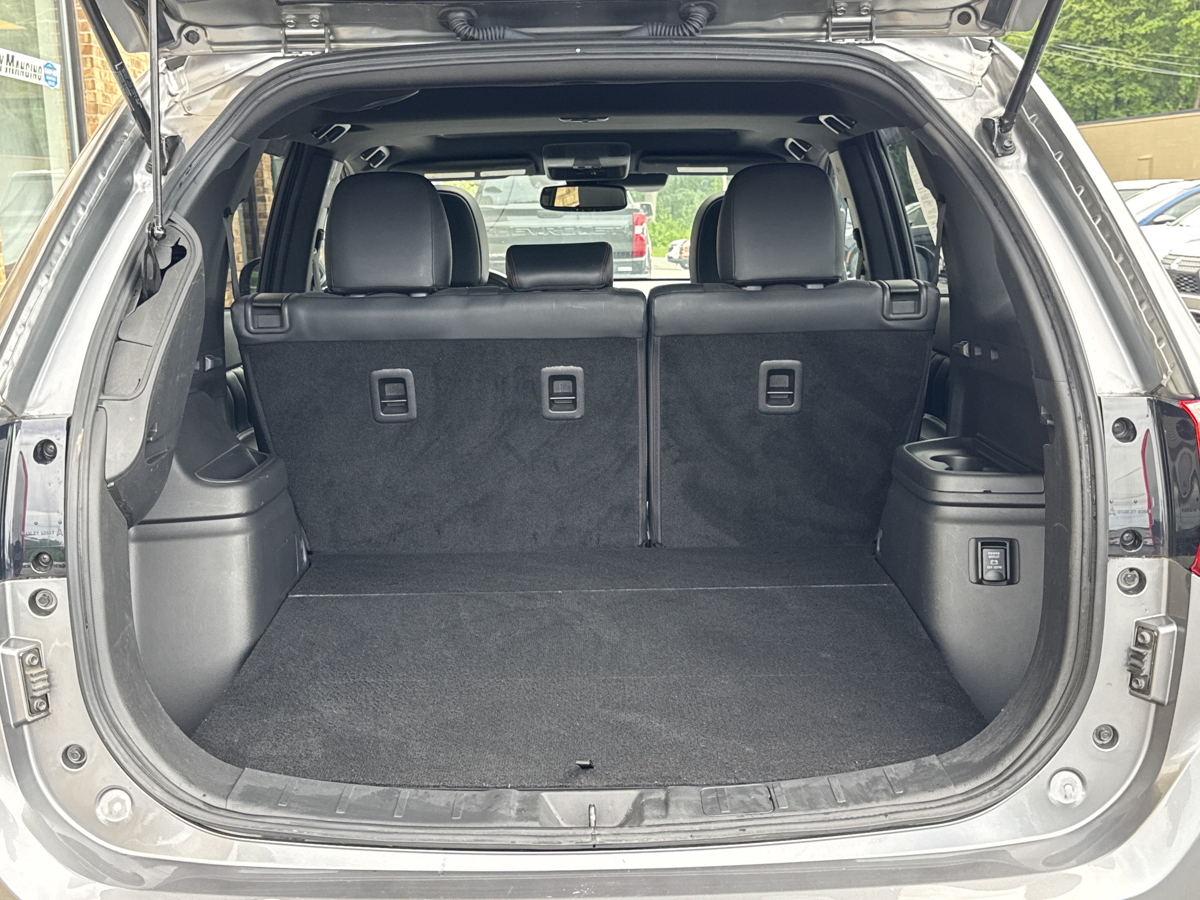 Used 2022 Mitsubishi Outlander LE AWD/4WD image 13
