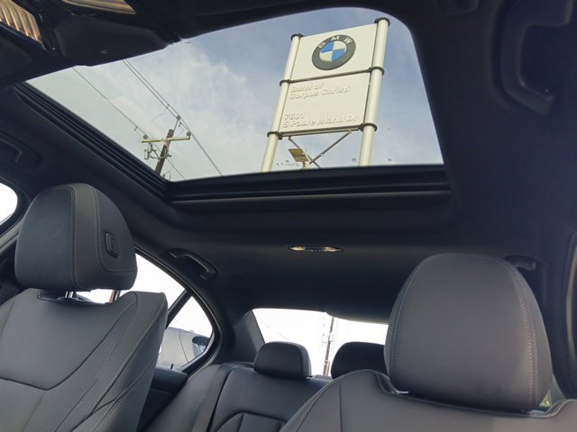 New 2026 BMW 330i Sedan w/ M Sport Package RWD image 24