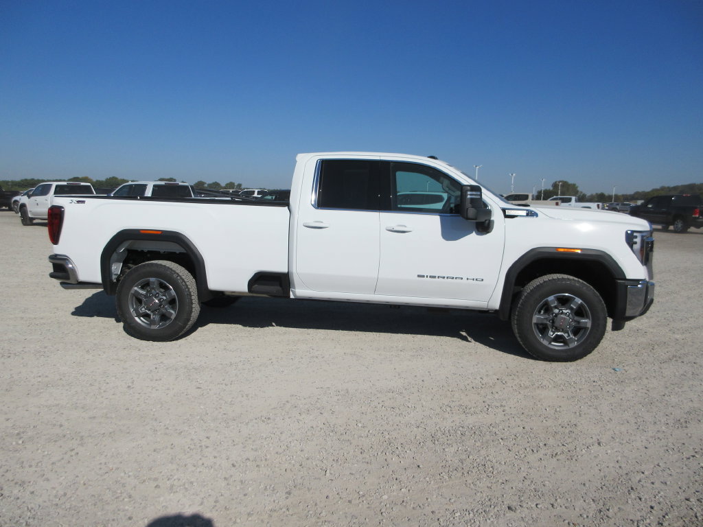 New 2026 GMC Sierra 3500 SLE w/ SLE Value Package AWD/4WD image 3