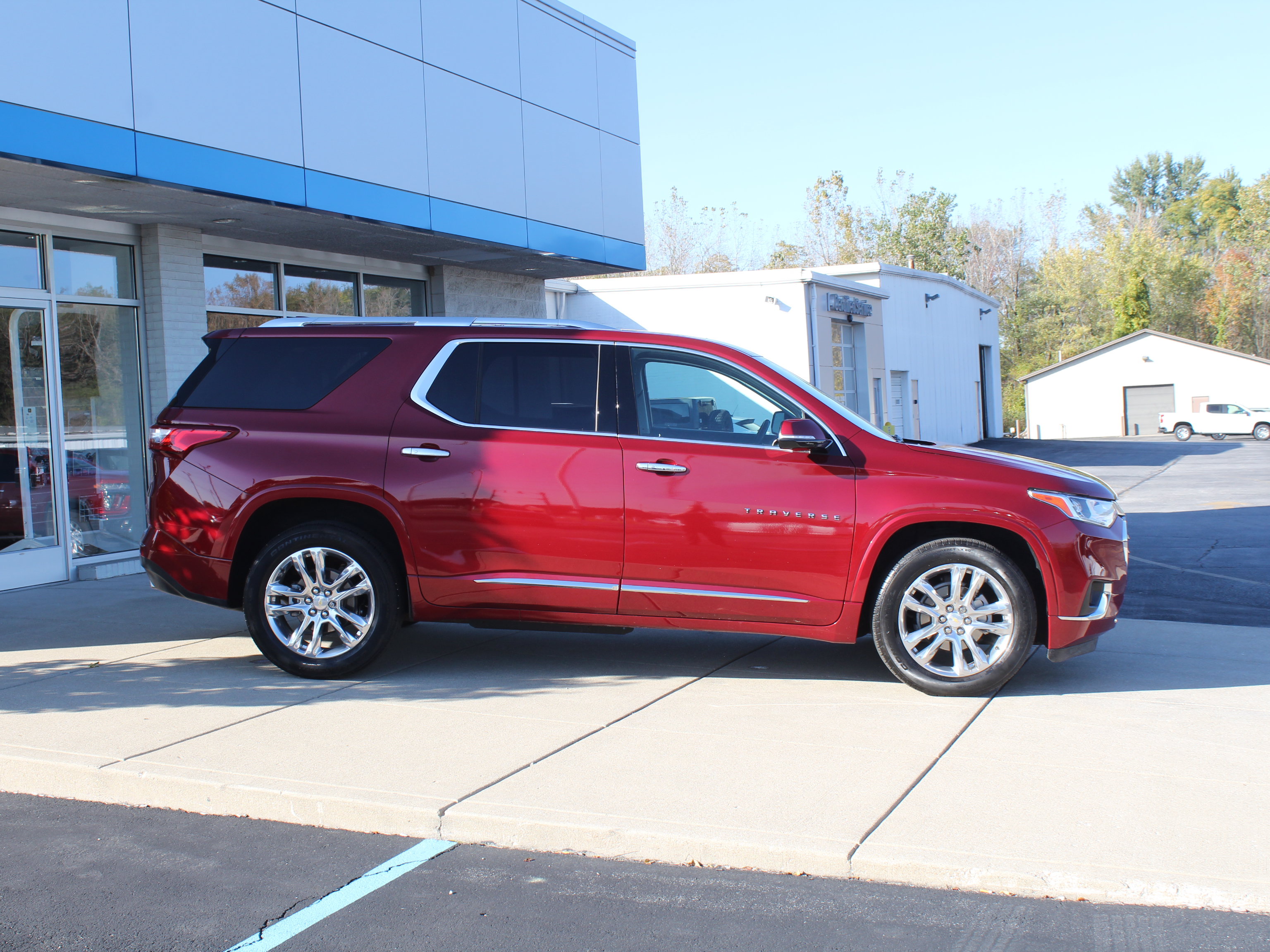 Used 2020 Chevrolet Traverse High Country FWD image 5