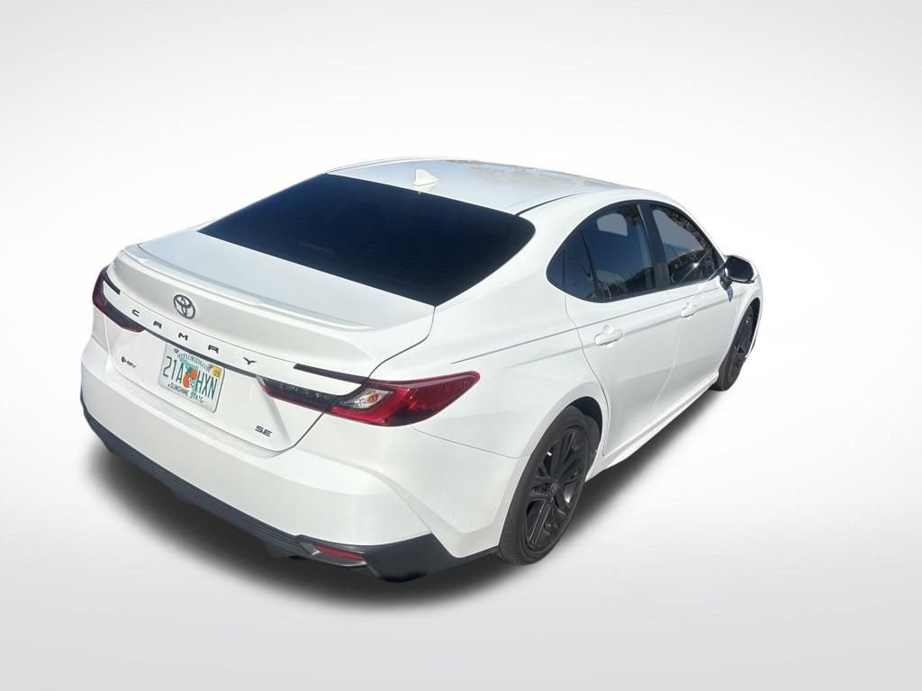 Used 2025 Toyota Camry SE w/ Convenience Package image 7