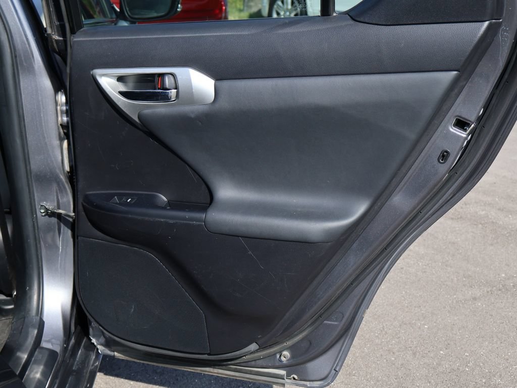 Used 2012 Lexus CT 200h Premium w/ Leather Pkg FWD image 14