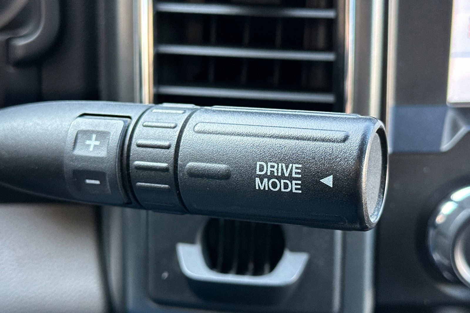 Used 2022 Ford F250 XLT w/ XLT Premium Package image 21