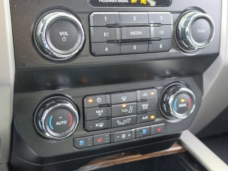 Used 2019 Ford F150 Lariat AWD/4WD image 25