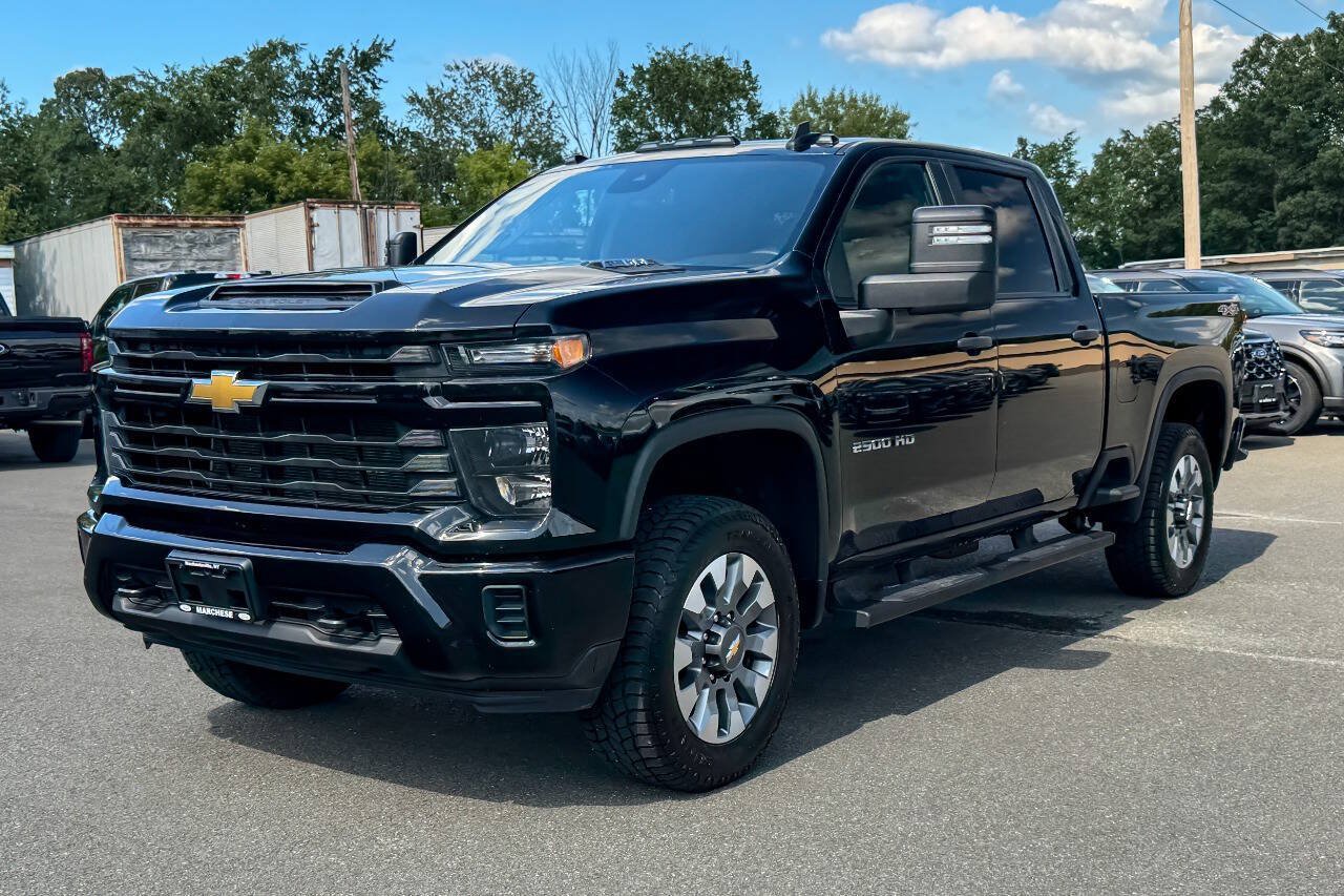 Used 2024 Chevrolet Silverado 2500 Custom w/ Custom Value Package AWD/4WD image 7