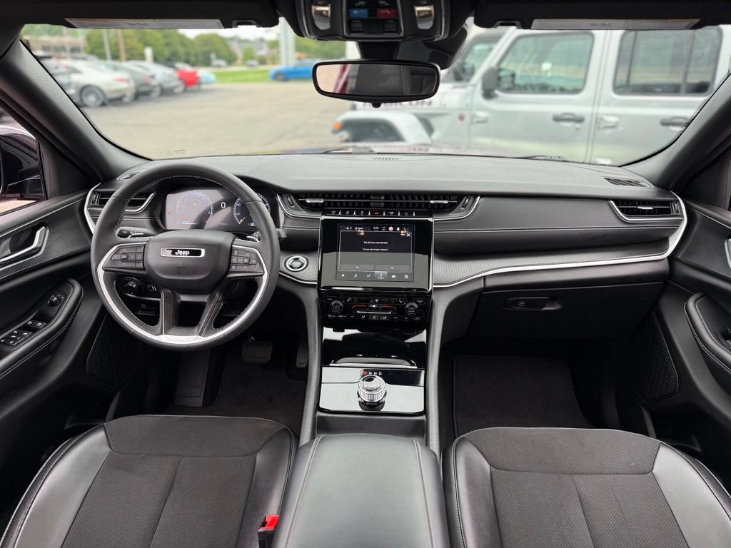 Used 2023 Jeep Grand Cherokee Altitude AWD/4WD video 2