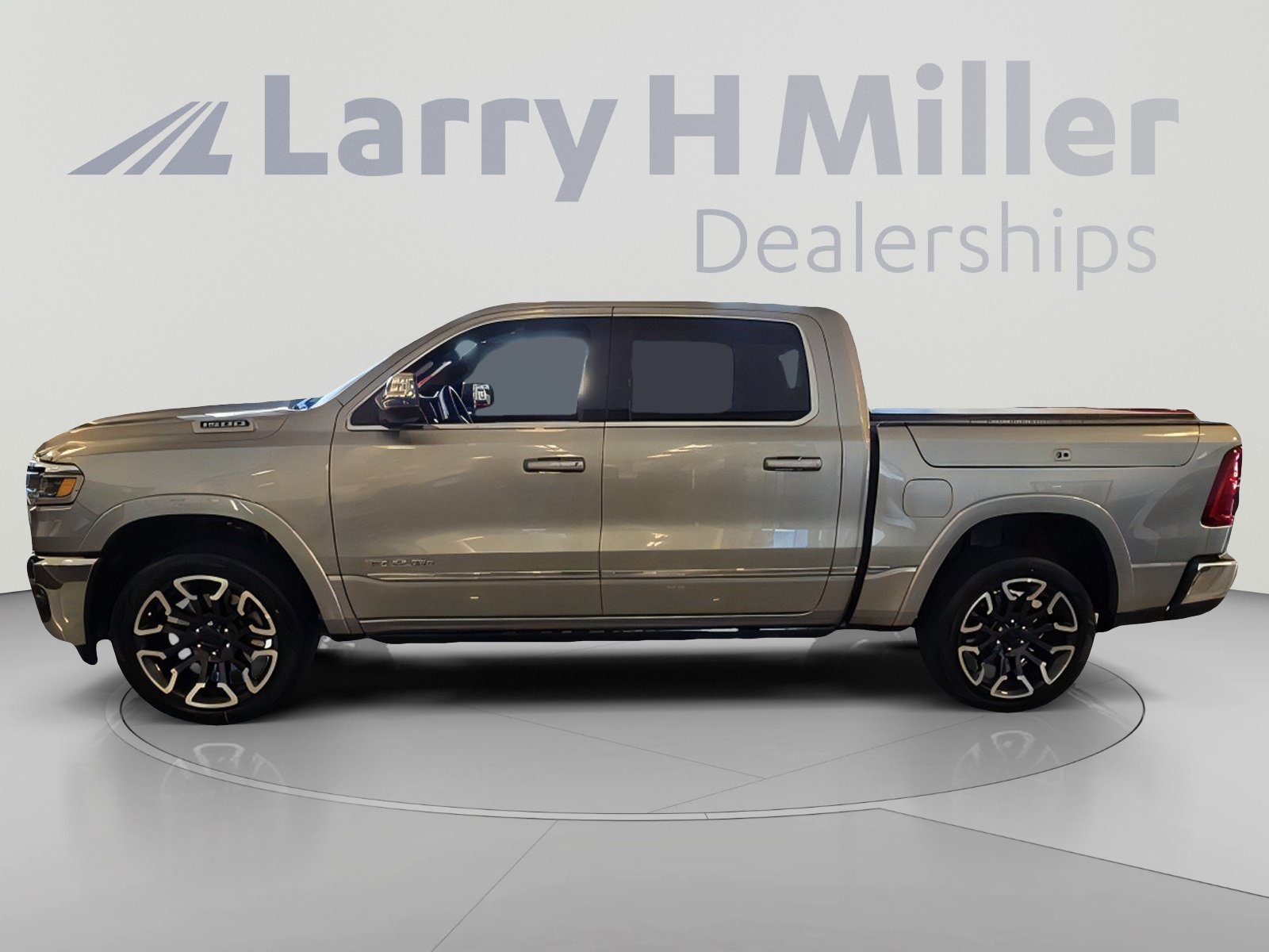 New 2026 RAM 1500 Limited AWD/4WD image 2