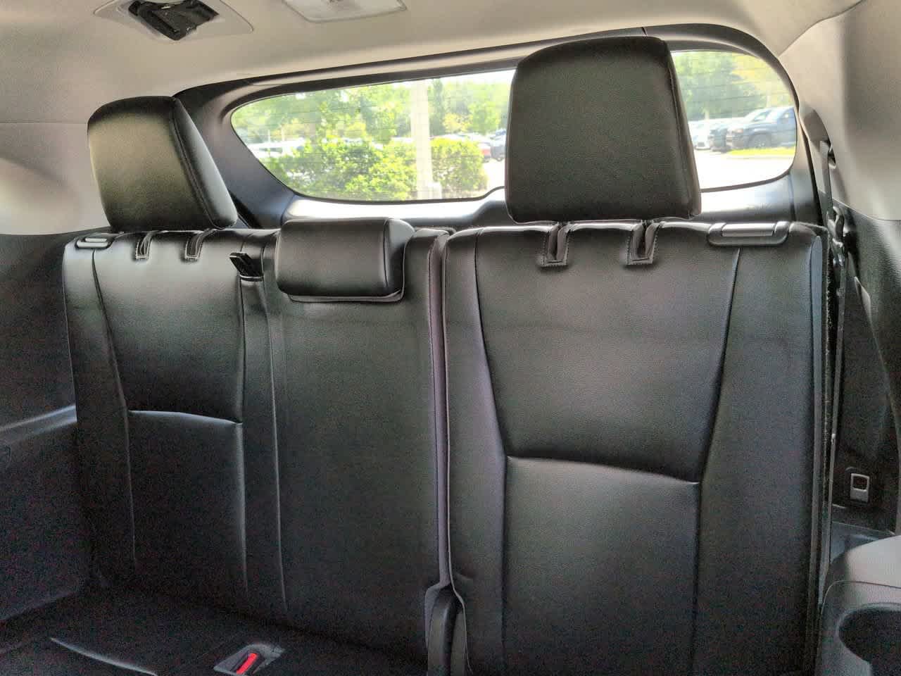 Certified 2021 Toyota Highlander XLE FWD image 13