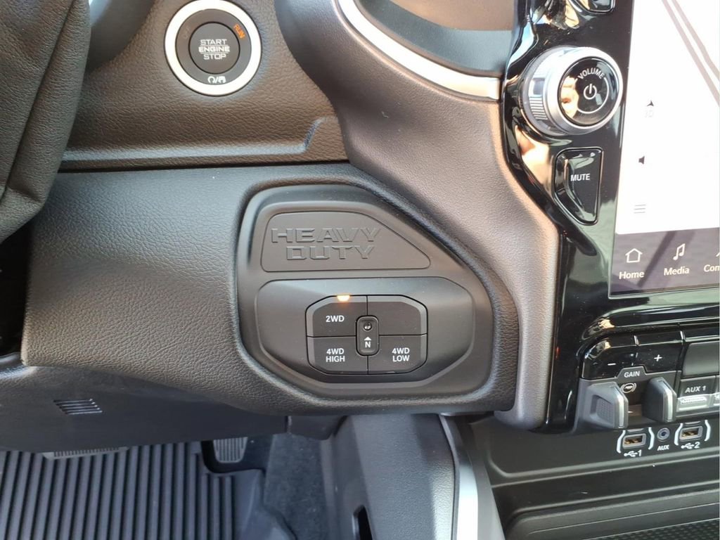 New 2026 RAM 3500 Big Horn AWD/4WD image 21
