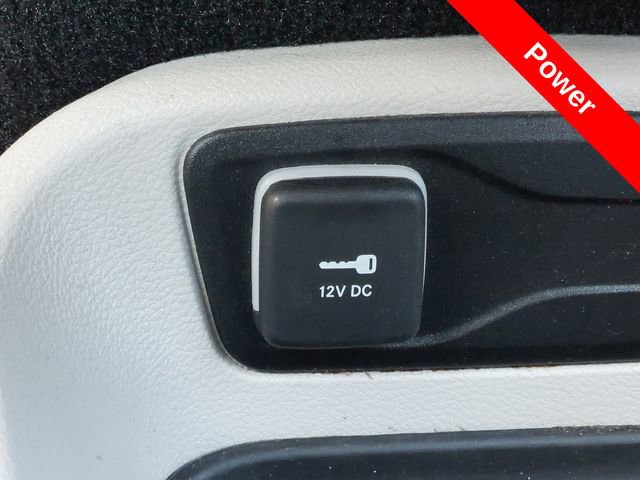 Used 2023 Chrysler Pacifica Touring-L image 23