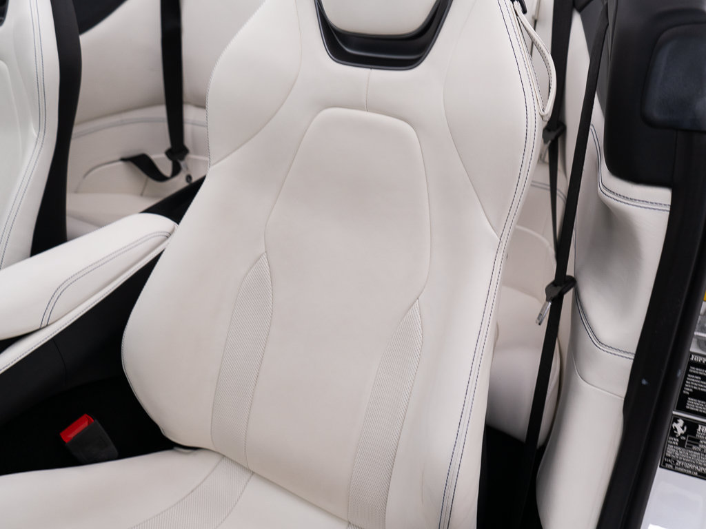 Used 2023 Ferrari Portofino M RWD image 26