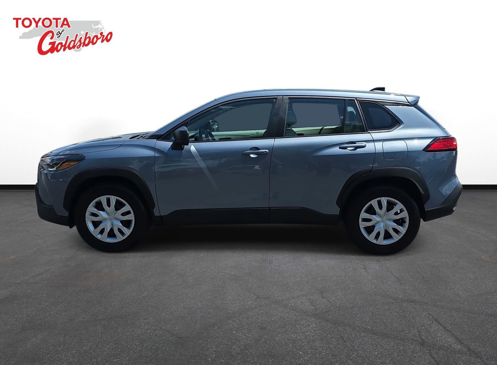 Used 2024 Toyota Corolla Cross L FWD image 8
