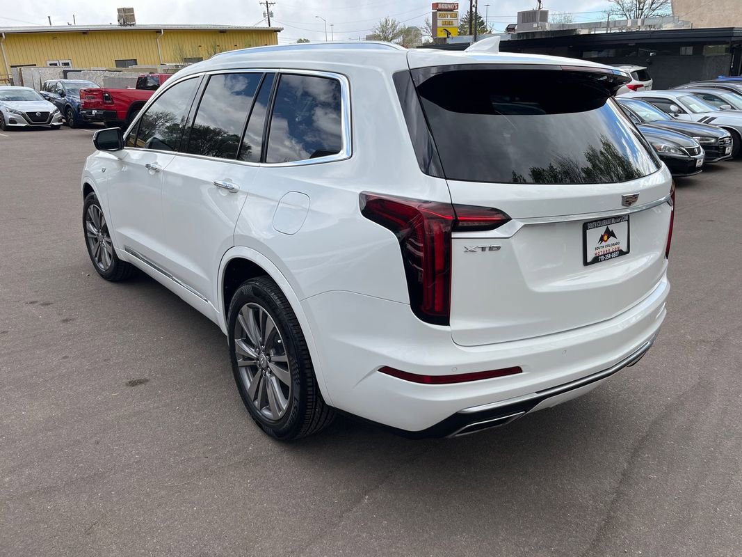 Used 2021 Cadillac XT6 Premium Luxury FWD image 5
