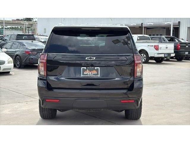 Used 2024 Chevrolet Tahoe Z71 w/ Luxury Package AWD/4WD image 5