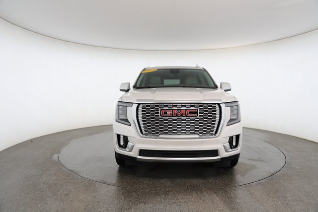 Used 2023 GMC Yukon XL Denali image 30