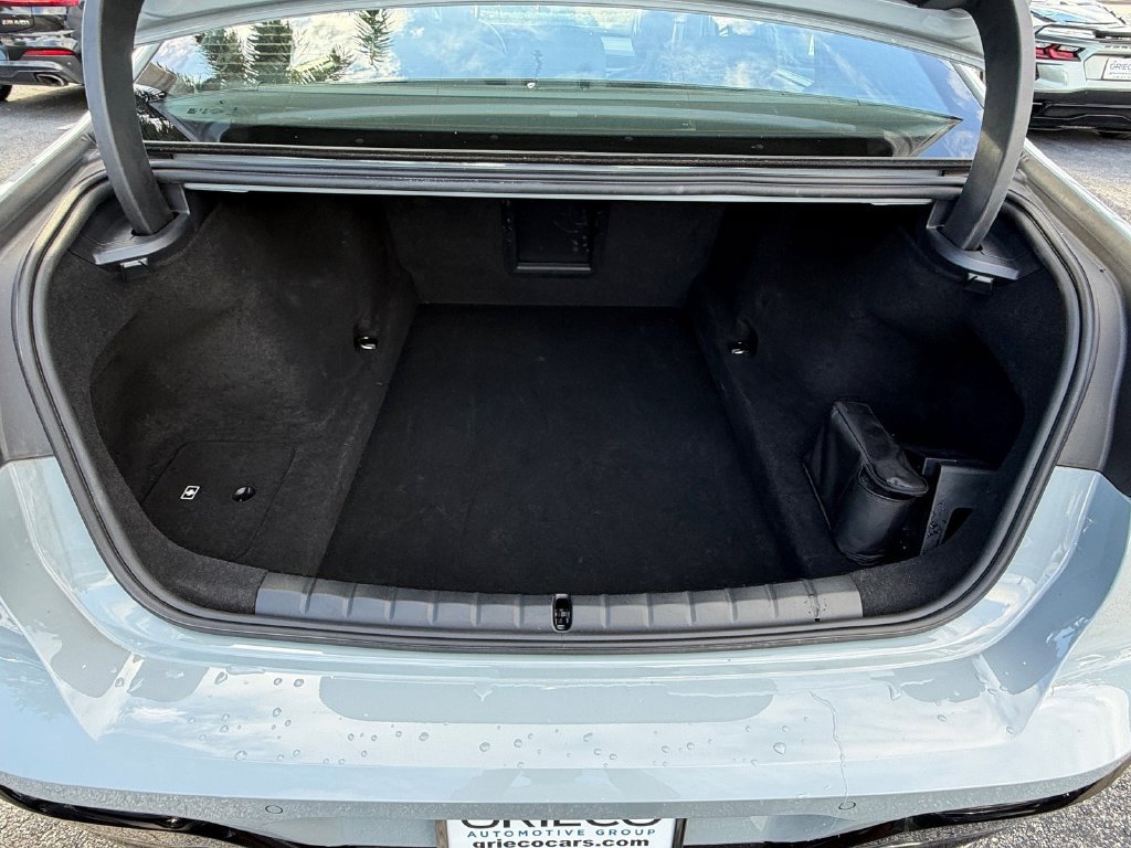 Used 2025 BMW 740i RWD image 15