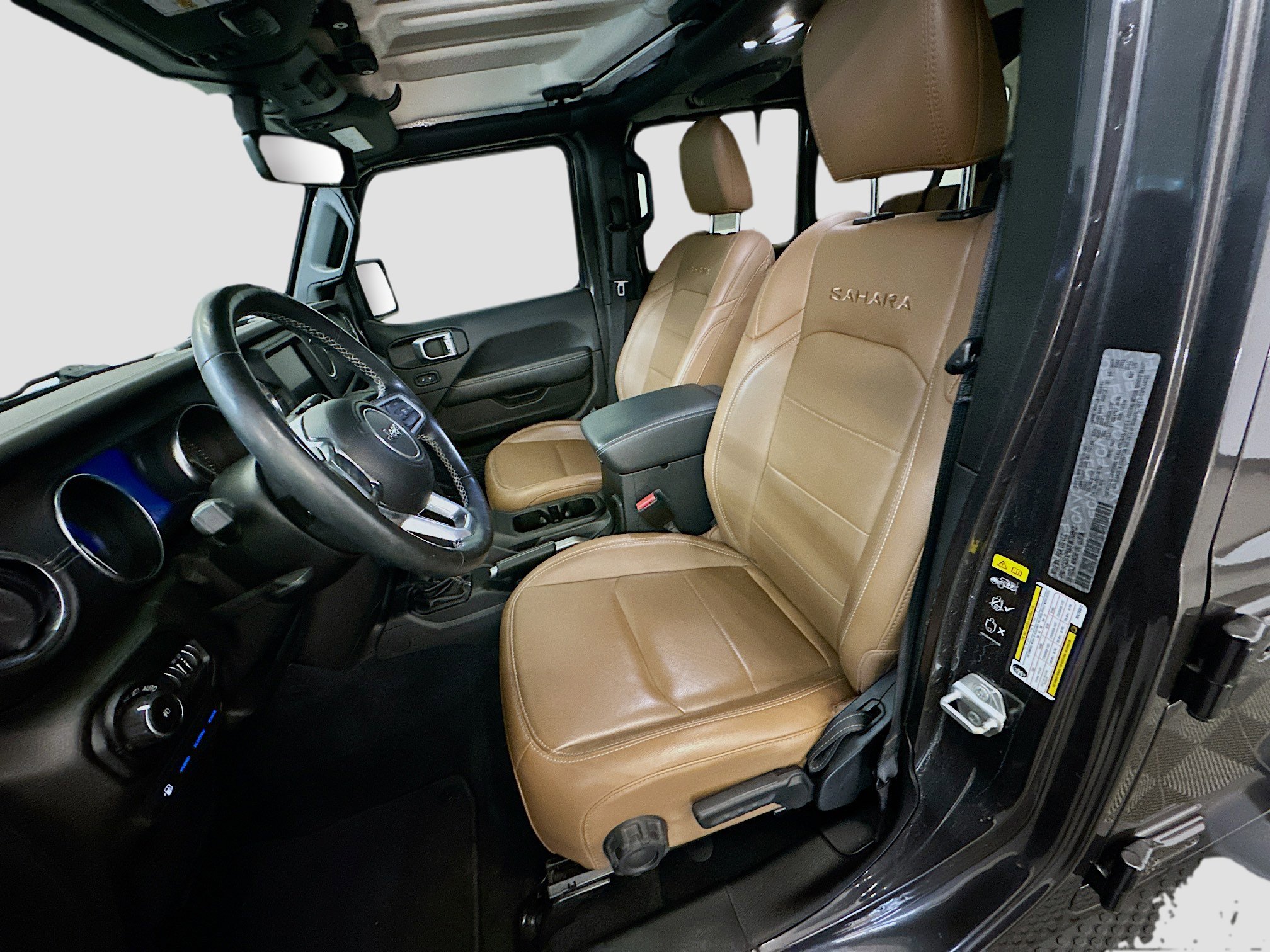 Used 2021 Jeep Wrangler Sahara w/ Cold Weather Group image 13