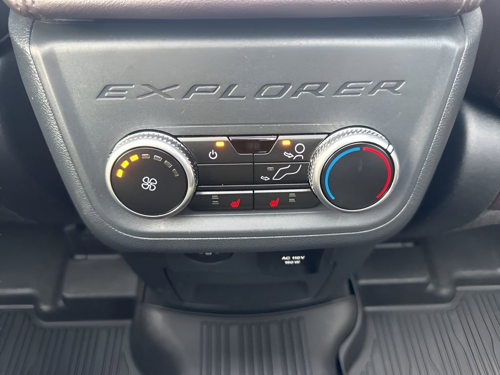 Used 2025 Ford Explorer Platinum image 15