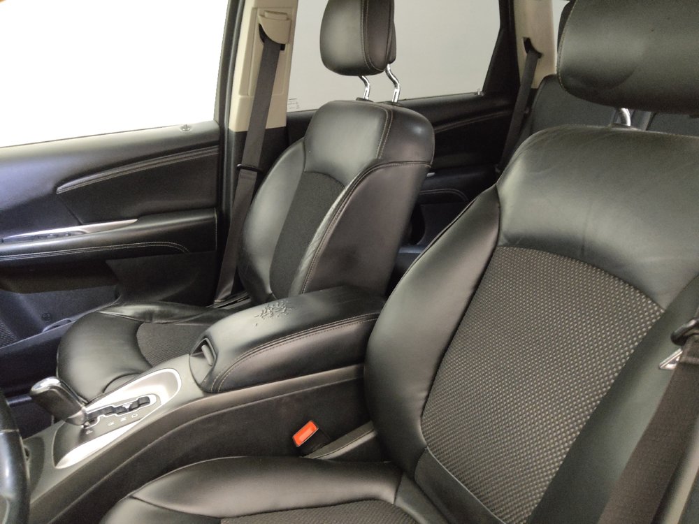 Used 2018 Dodge Journey Crossroad FWD image 17