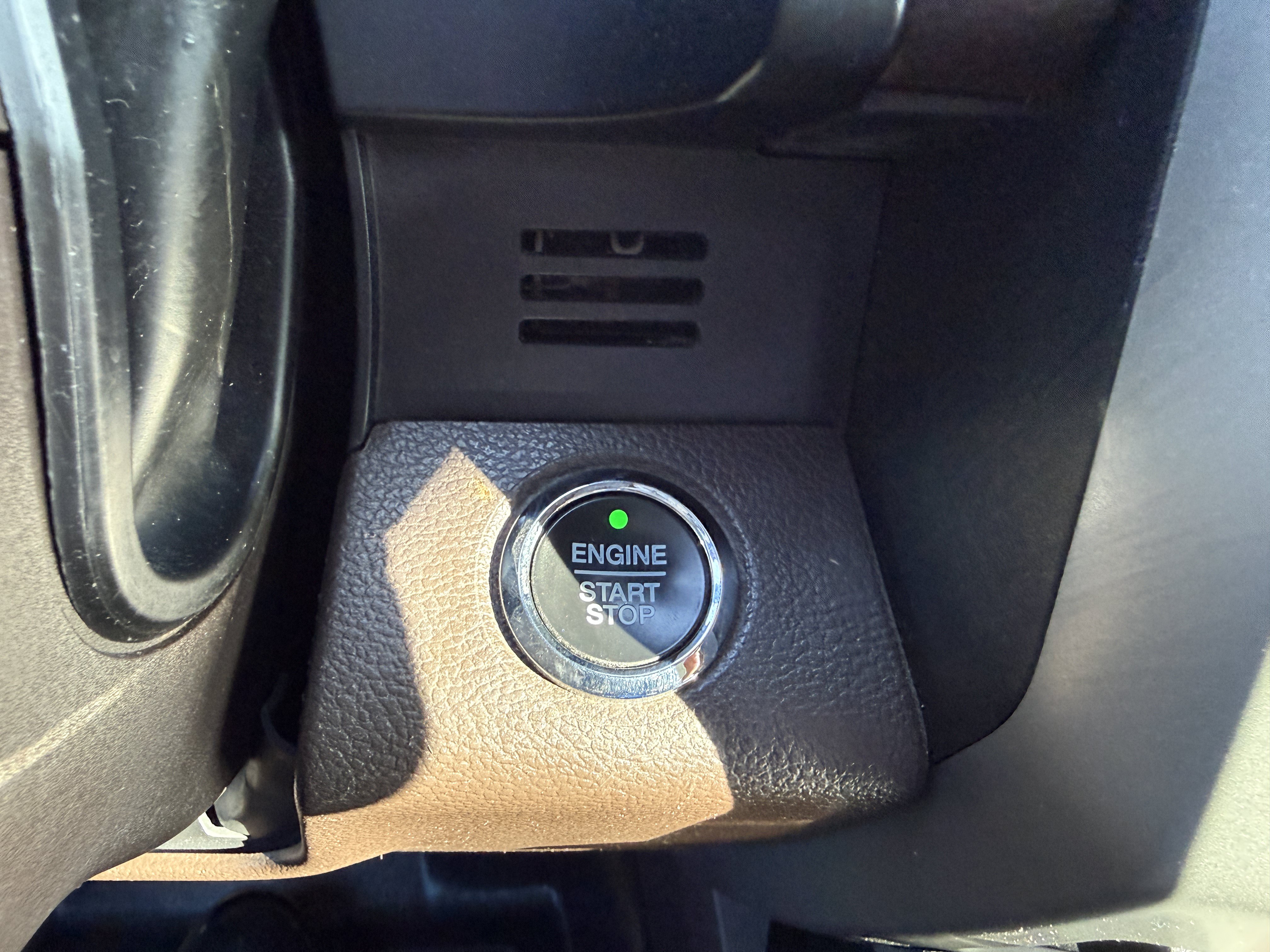 Used 2021 Ford F250 King Ranch w/ King Ranch Ultimate Package AWD/4WD image 23