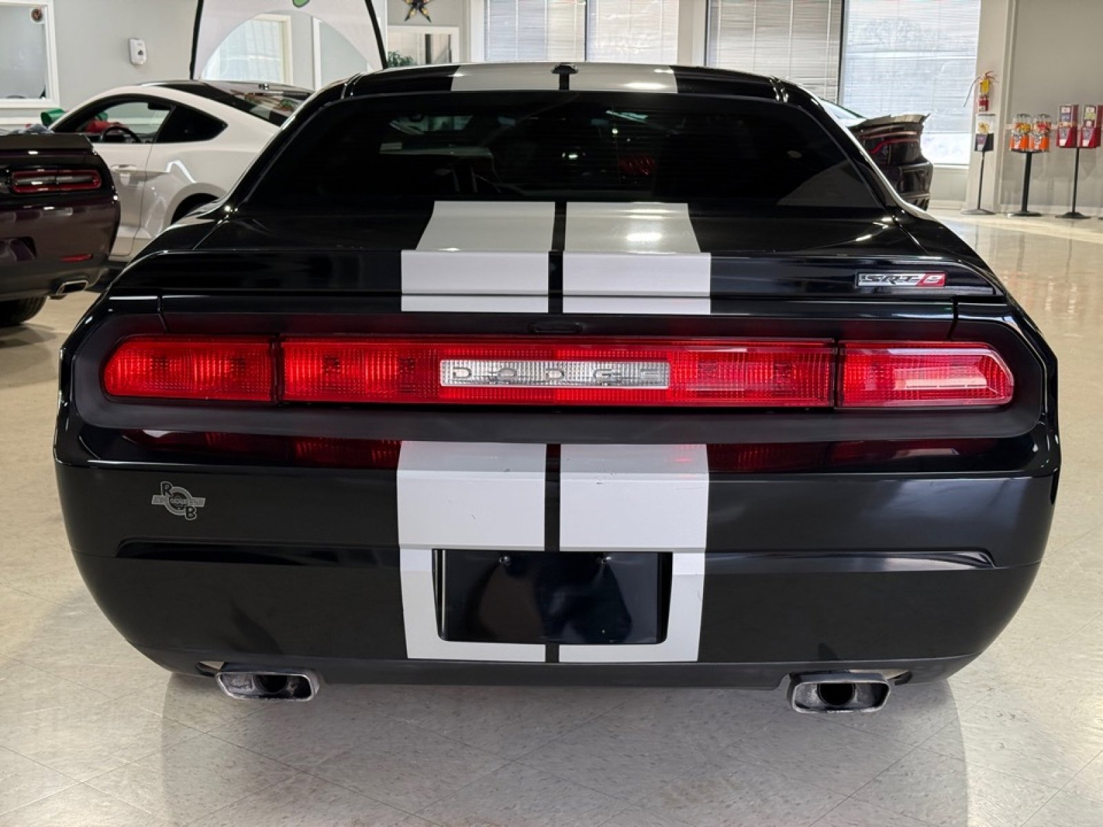 Used 2012 Dodge Challenger SRT8 w/ Premium Sound Group image 7