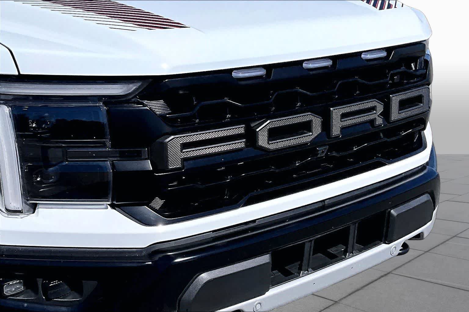 Used 2025 Ford F150 Raptor AWD/4WD image 27