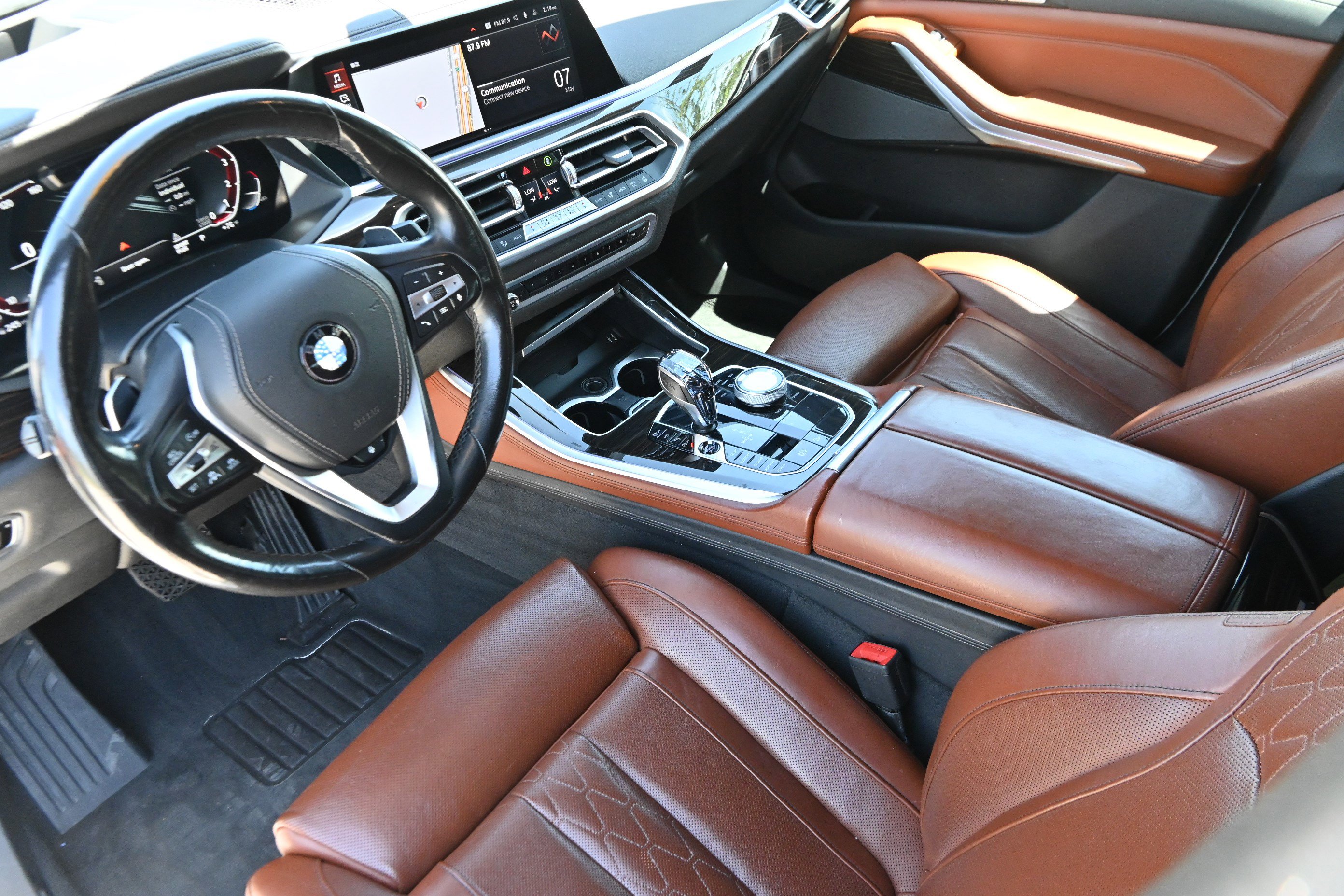 Used 2019 BMW X5 xDrive40i w/ Executive Package AWD/4WD image 14