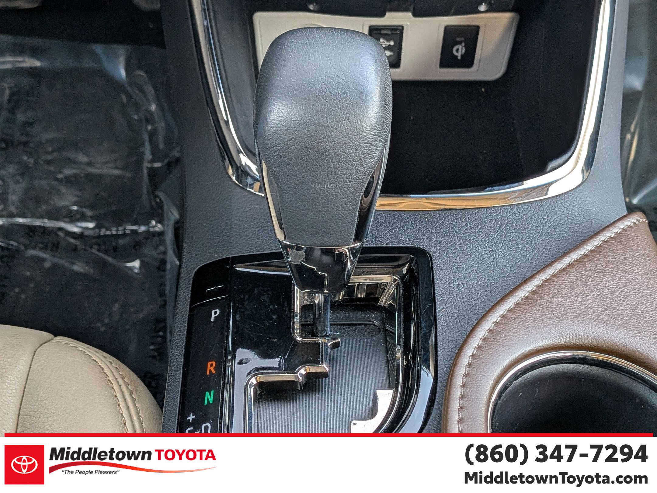 Certified 2017 Toyota Avalon XLE Premium image 28