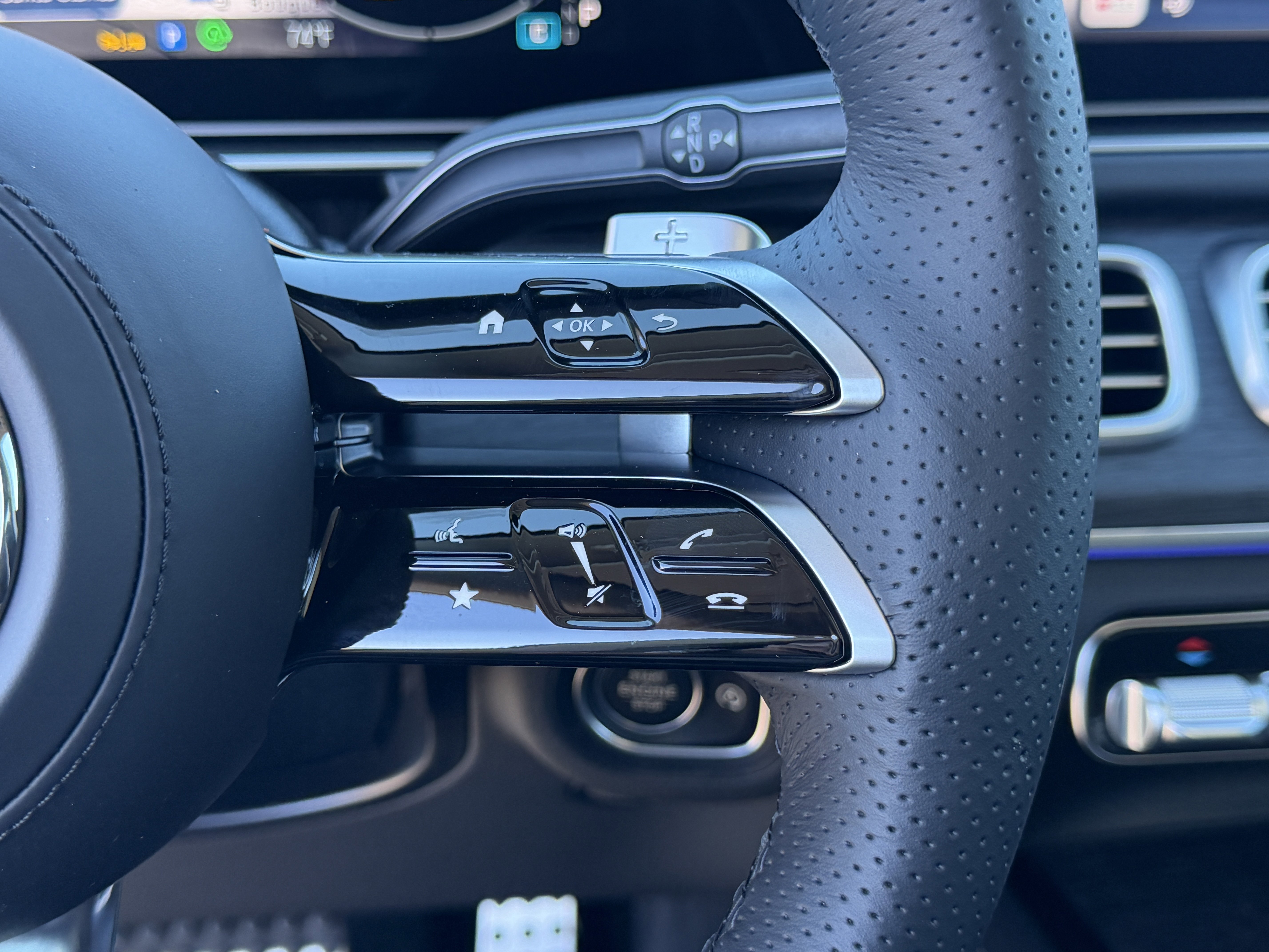 New 2026 Mercedes-Benz GLS 450 4MATIC image 21