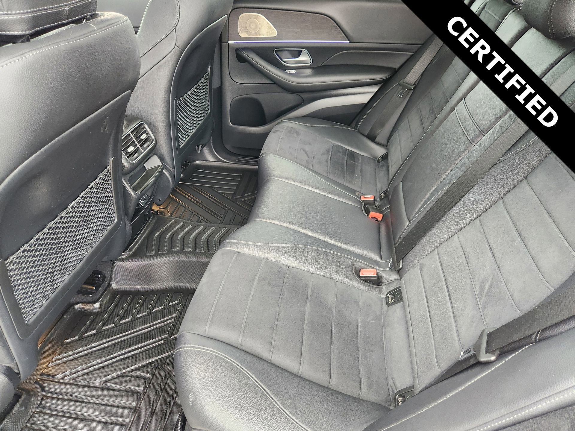 Certified 2022 Mercedes-Benz GLE 350 w/ AMG Line Interior image 30